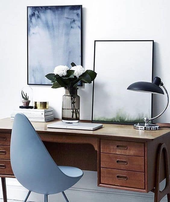 Ever Growing Love for Arne Jacobsen's Furniture Designs - SampleBoard Blog