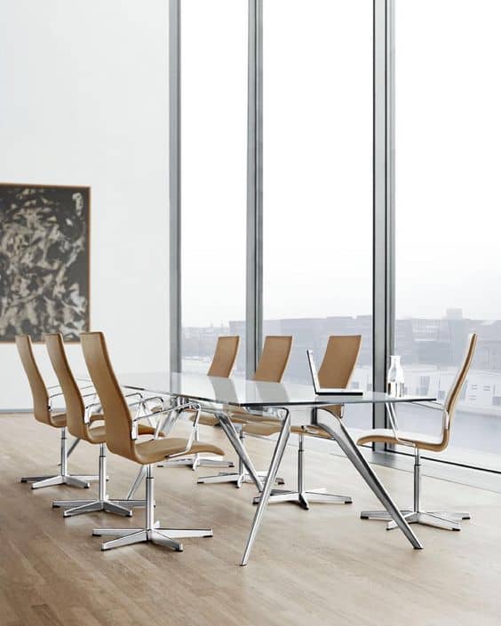 Arne Jacobsen Oxford Chair