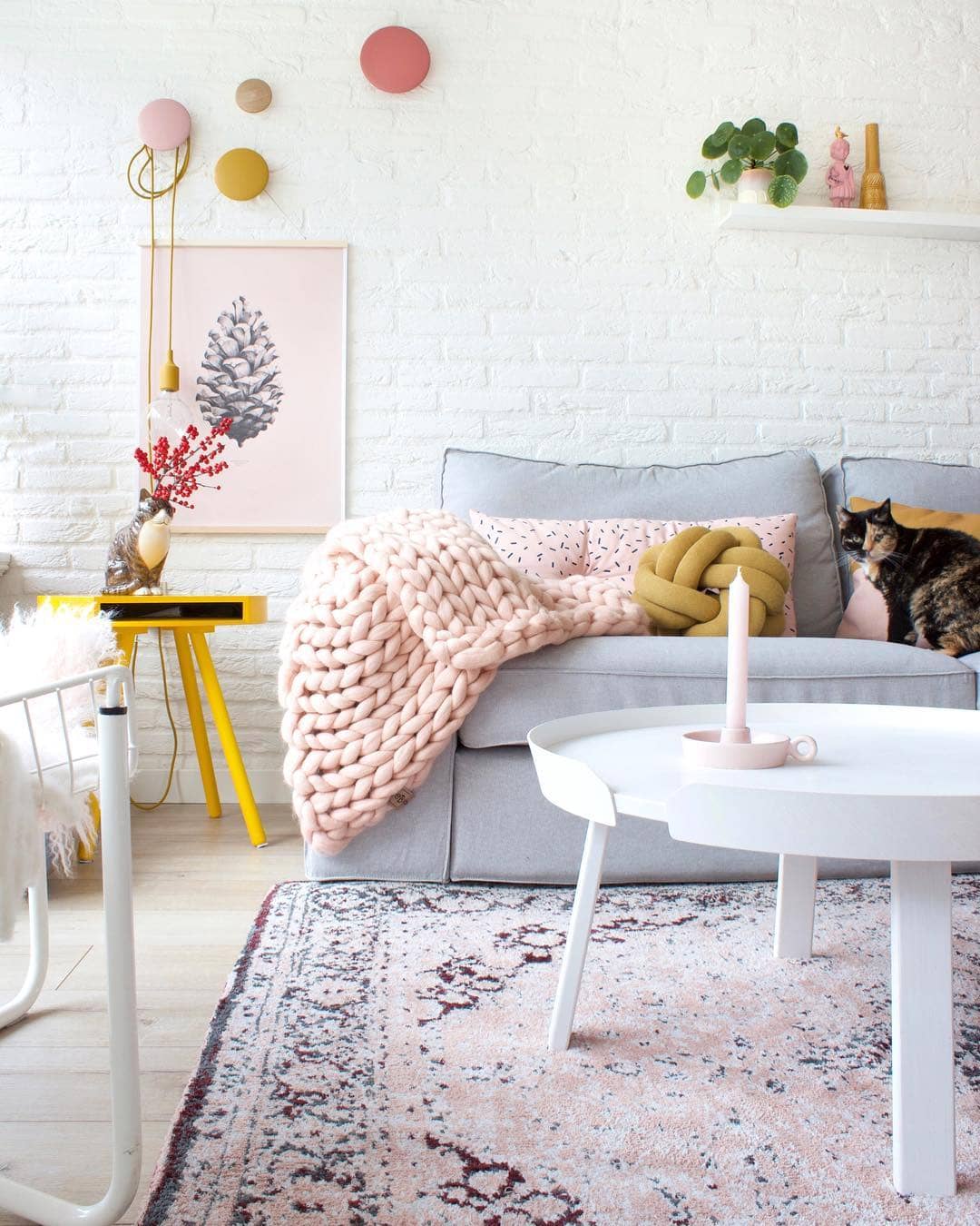 Gen Z Yellow and Millennial Pink: Trending Interior Color Combo - SampleBoard Blog